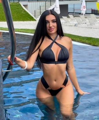 Со мной ты окунешься в мир наслаждения и фантазий. Я готова исполнить все твои желания и фантазии. Звони и договоримся о встрече, обещаю, тебе понравится! 7603, 28 лет